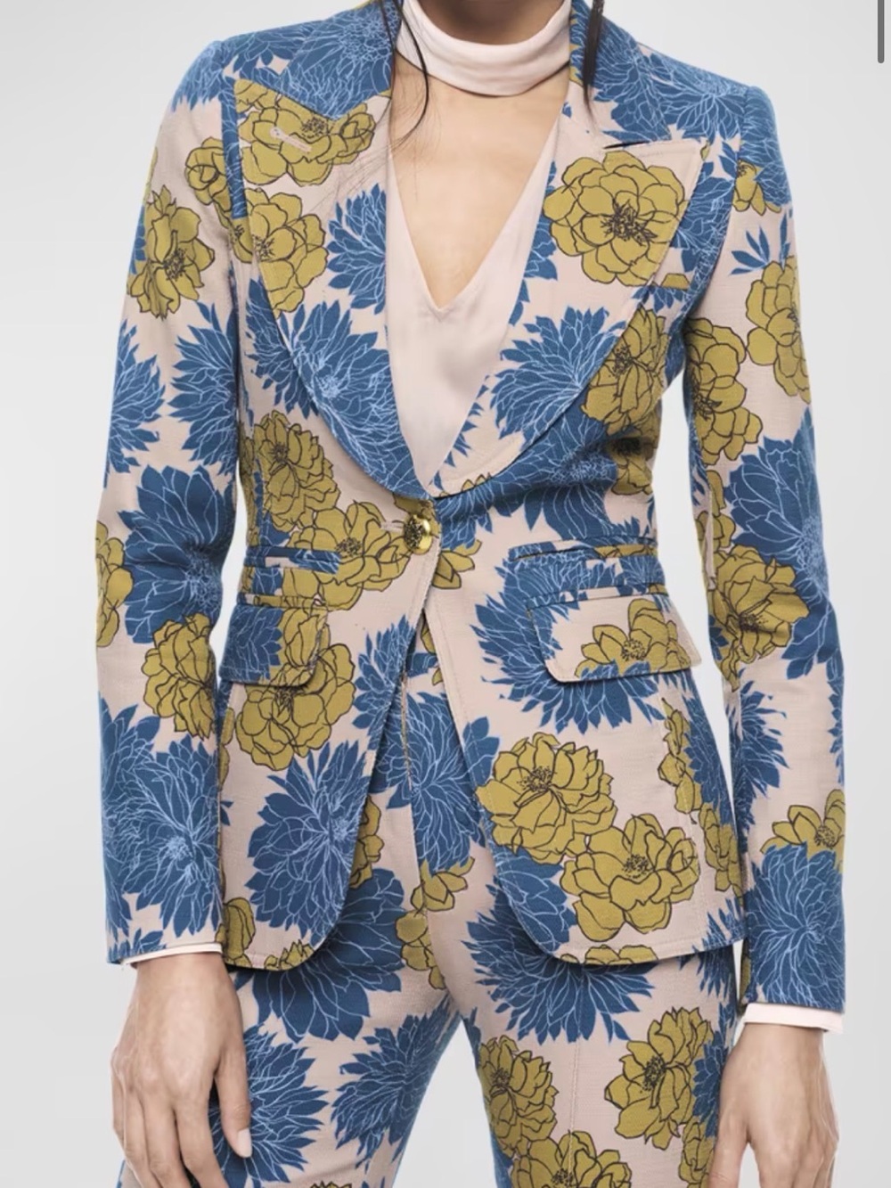 Smythe suit: Hutton Tailored Blazer and matching pants in Blue Dahlia